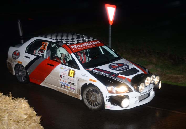 Tim Svanholt og Carina Møller på sæsonens sidste hastighedsprøve i finalen i Herning 2013
(Foto: Svanholt Motorsport)